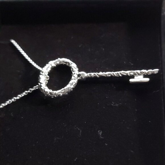 Authentic Pandora Sterling Silver *Retired * Regal Key Necklace 397676-90 -RARE - Picture 6 of 13